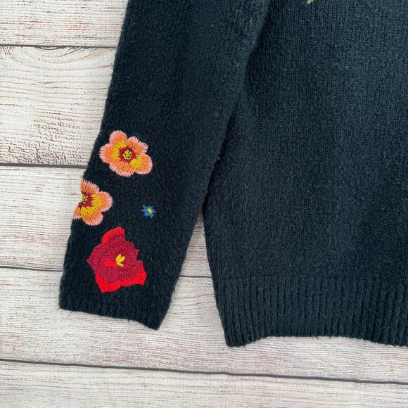 Cliche Floral Embroidered Crewneck Sweater Womens XL Black Red Pink - Picture 5 of 12